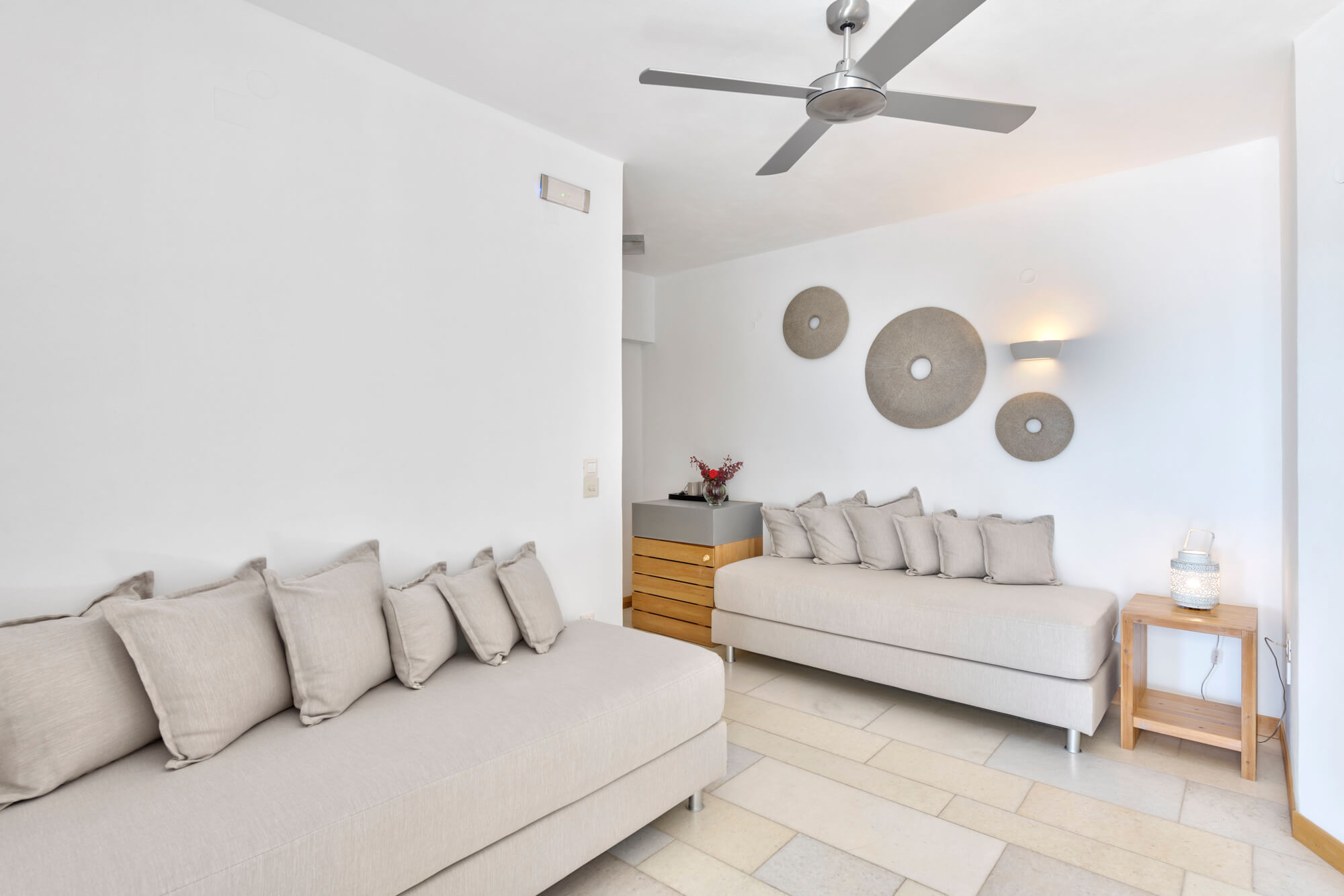 Fresh suite livingroom