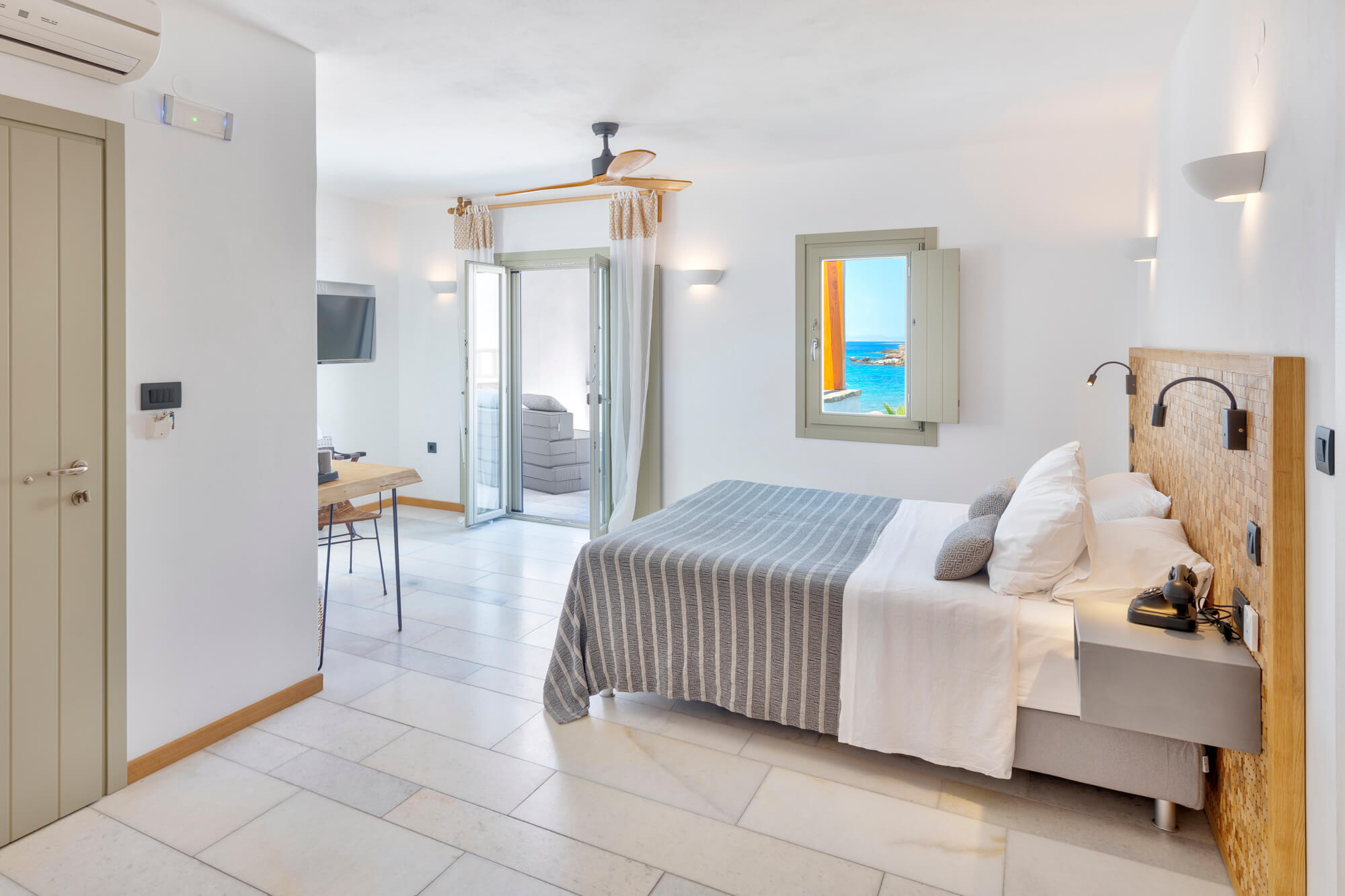 Senses superior double room with sea view