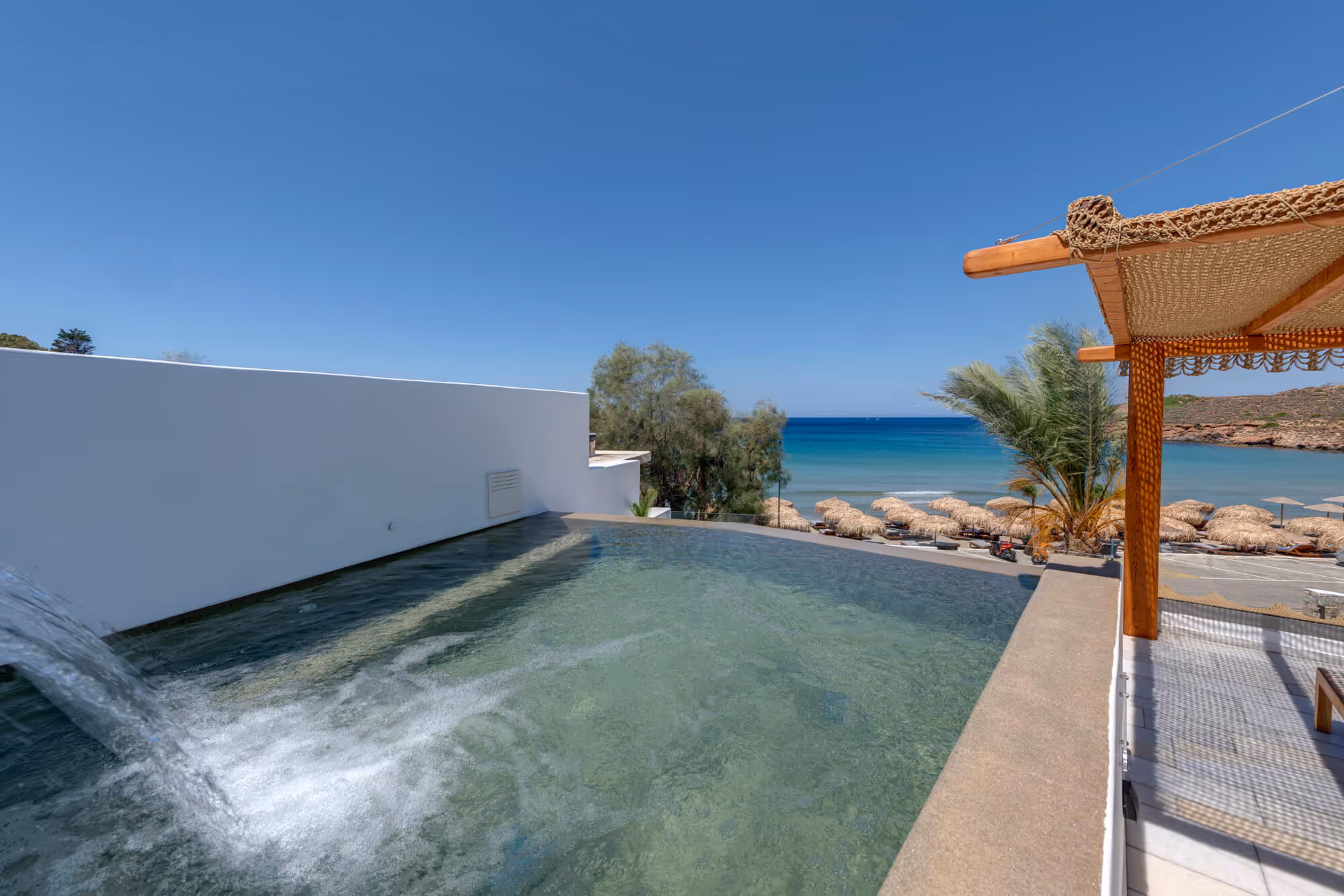 Fresh suite Syros