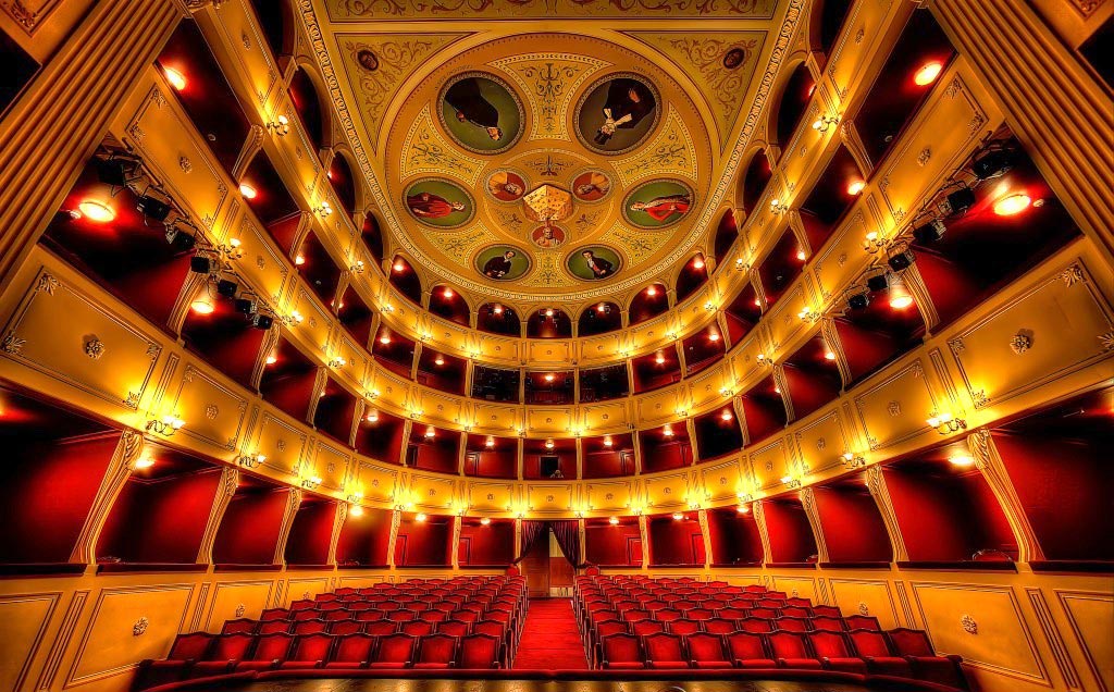 Hermoupolis Apollo theatre